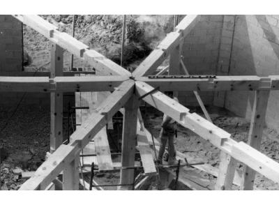 Chapel raising