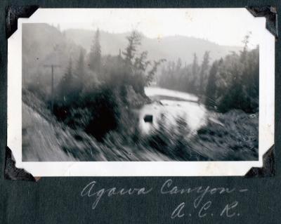 Photo album pp. 7-8 : Blind River and Agawa Canyon