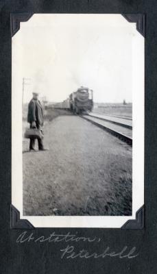 Photo album pp. 17-18 : Hornepayne and Peterbell