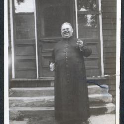 Photo album pp. 17-18 : Hornepayne and Peterbell