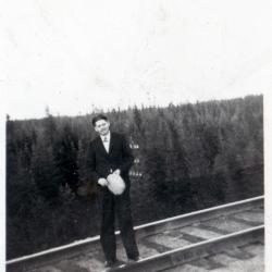 Photo album pp. 15-16 : Hornepayne