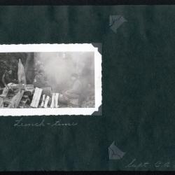 Photo album pp. 33-34 : Peterbell family